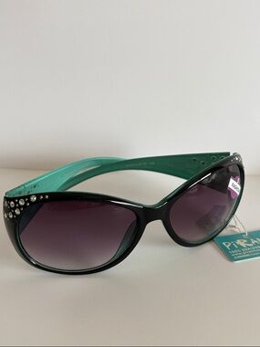 Piranha Teal and Black Rhinestone Cat-Eye Sunglasses women’s #61021